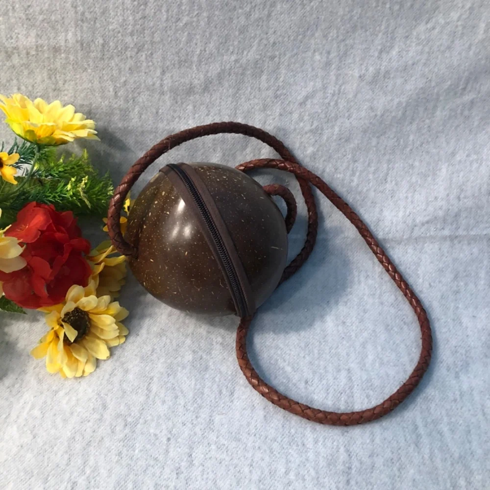 NWOT - Genuine Coconut Shell Shoulder Bag_14
